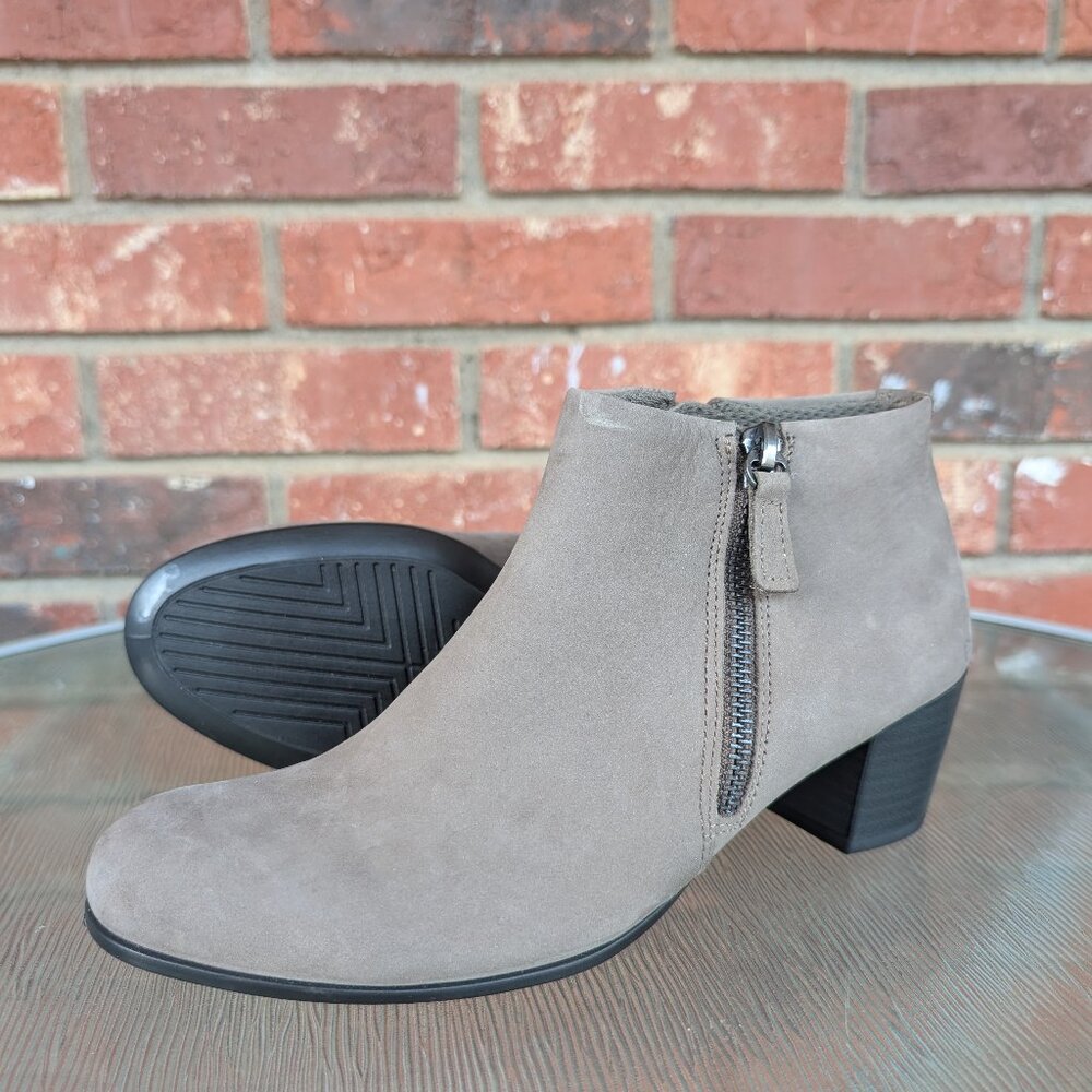 Women's Ecco Grey Leather Ankle Boots Size 6 - 6.5